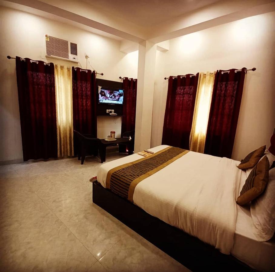 Hotel Banke Bihari Харидвар Экстерьер фото