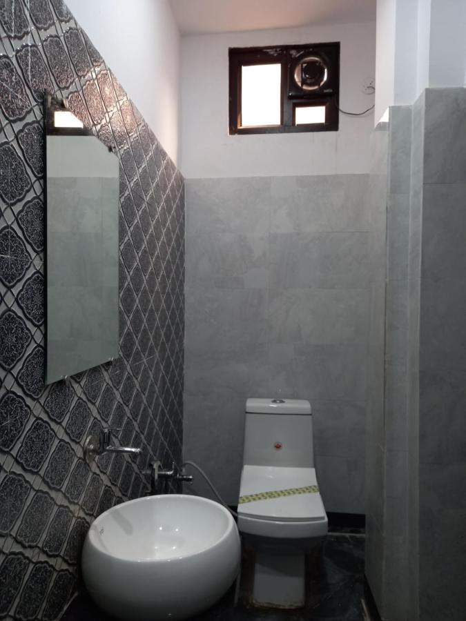 Hotel Banke Bihari Харидвар Экстерьер фото