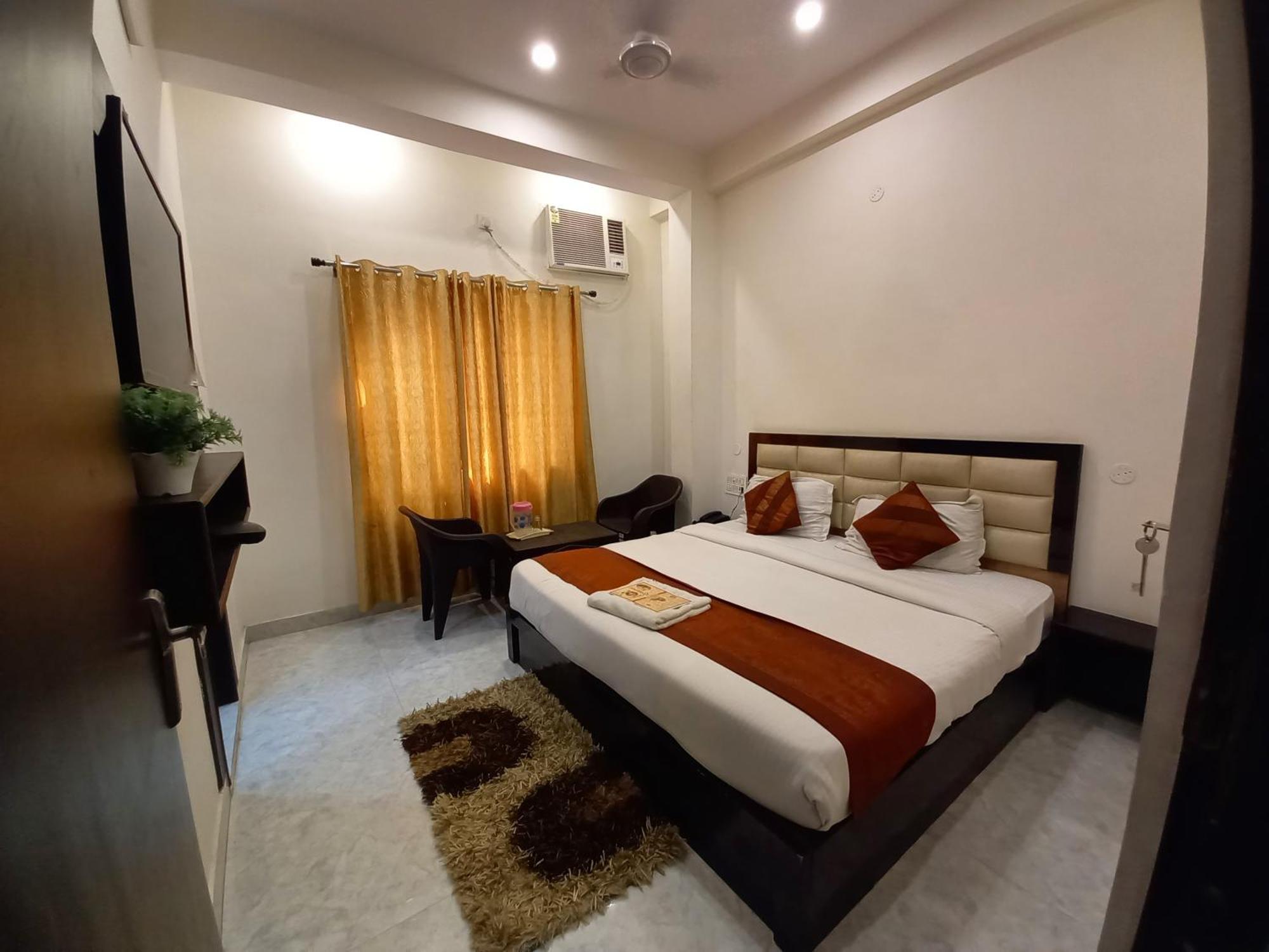 Hotel Banke Bihari Харидвар Экстерьер фото