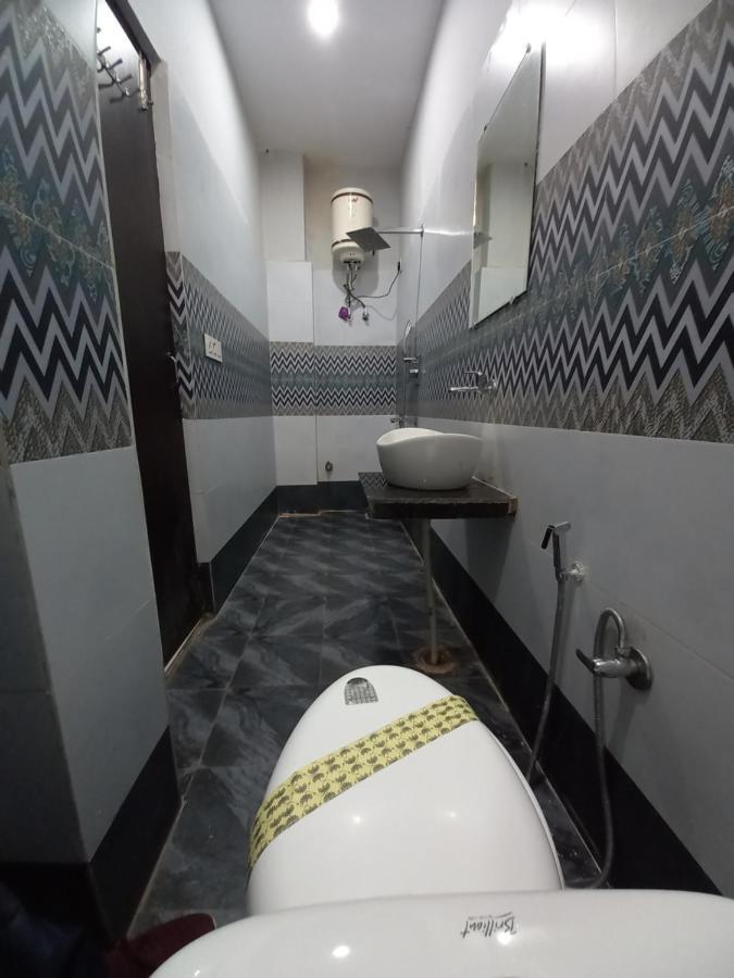 Hotel Banke Bihari Харидвар Экстерьер фото